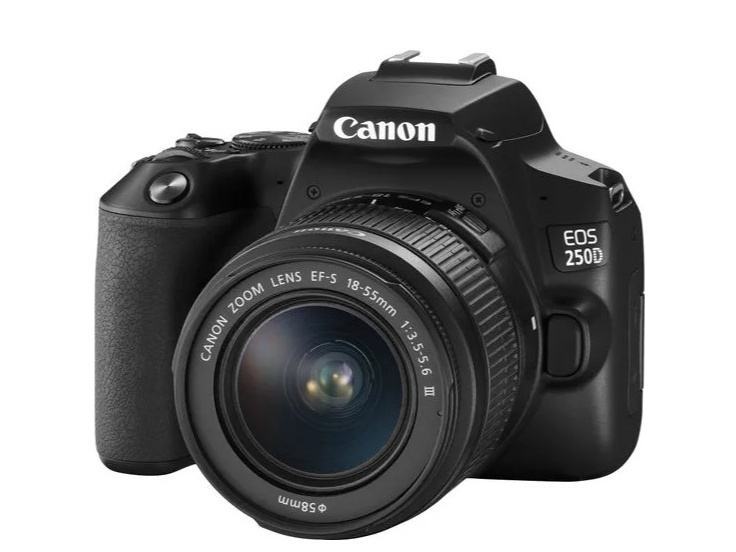 CANON EOS 250D+EF-S 18-55 MM III KIT
