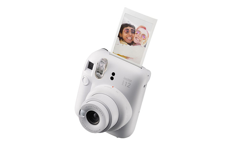 FUJIFILM INSTAX MINI 12 CLAY-WHITE | Wöltje