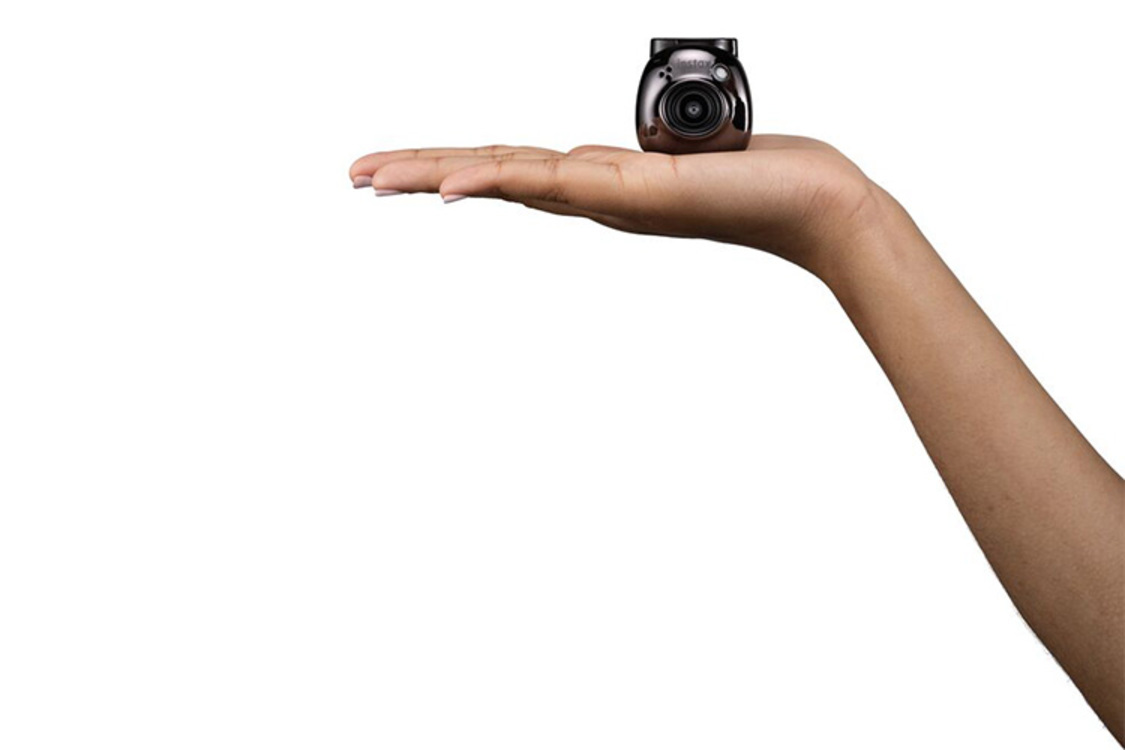 FUJIFILM INSTAX PAL GEM BLACK METAL