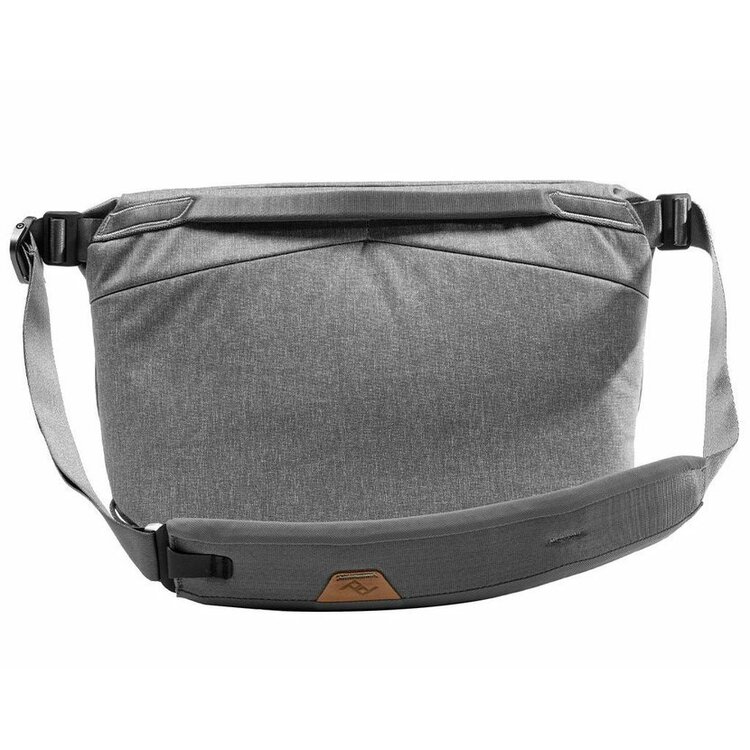 PEAK DESIGN EVERYDAY SLING V2 10 LITER ASH