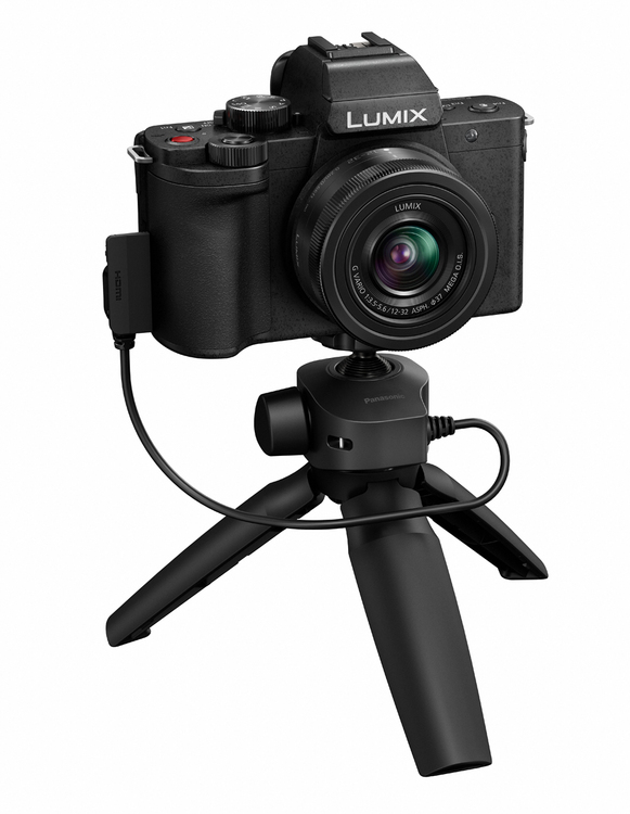 PANASONIC LUMIX DC-G110 + 12-32 MM MIT STATIV-GRIFF DMW-SHGR1 KIT