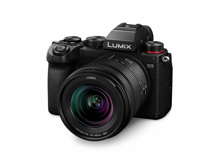 PANASONIC LUMIX DC-S5 INKL. LUMIX S 20-60 MM, SCHWARZ, KAMERAKIT